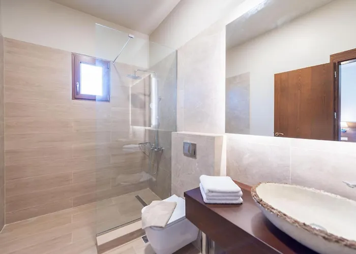 Luxury Suzana