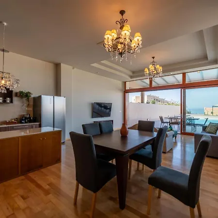 Luxury Suzana Вілла