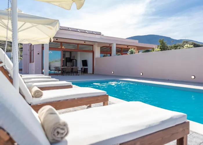 Luxury Suzana Villa *