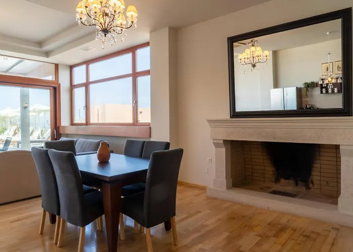 فيلة Luxury Suzana *